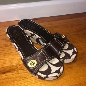 Never worn* Elevated coach sandal